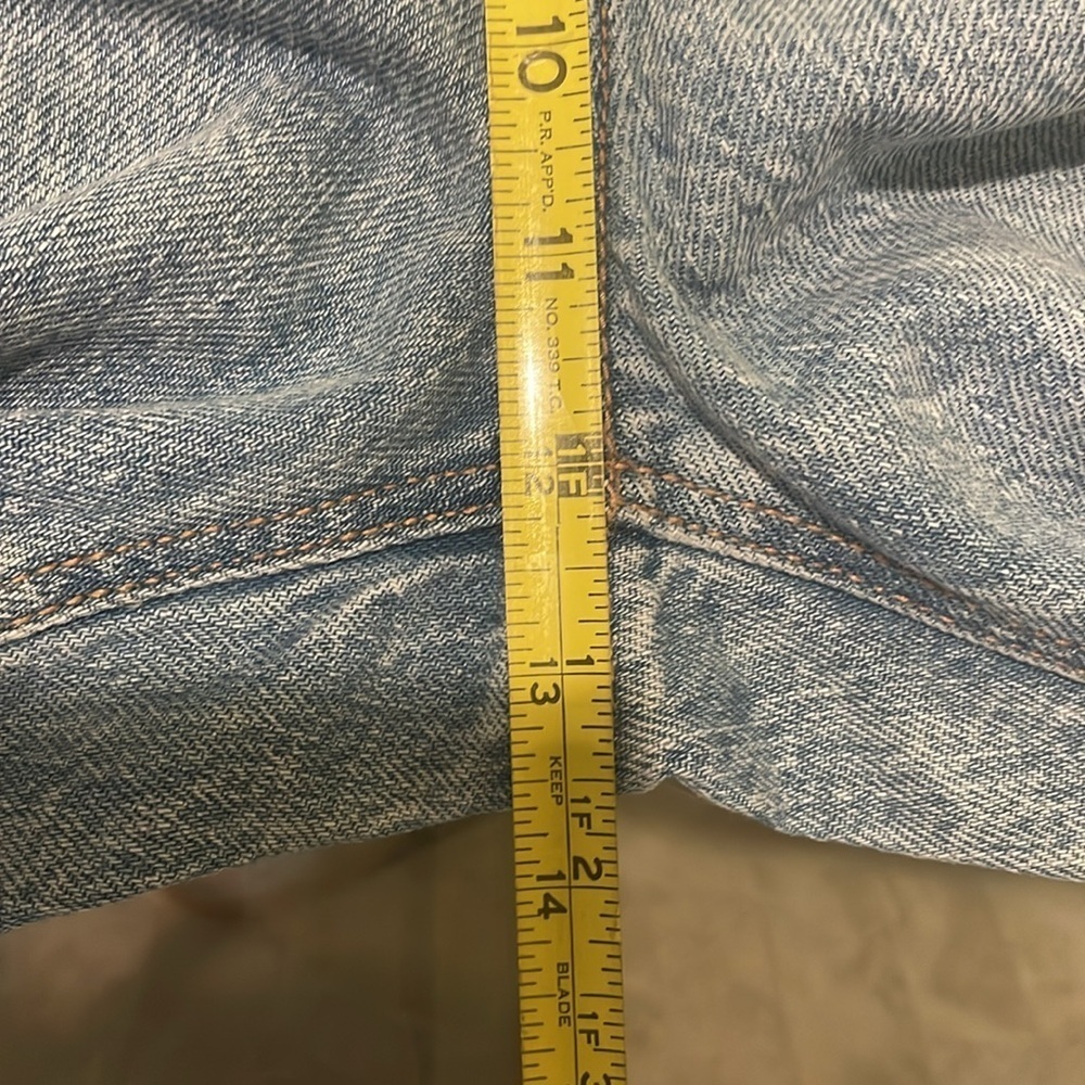 Womens New American Eagle Mom Straight Jean Short High Rise - Picture 8 of 9